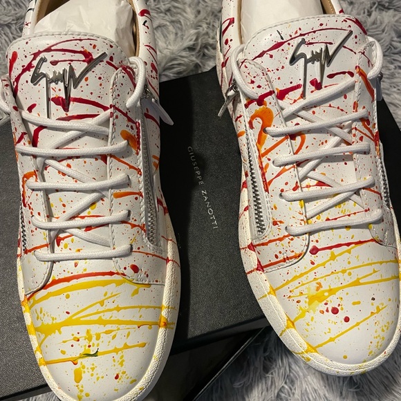 Brand new never wore the 70s Giuseppes men nice fit - Picture 5 of 5